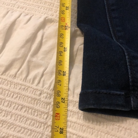 Fire Los Angeles Dark Wash Low Rise Distressed Skinny Jeans Size 5 - Picture 9 of 12